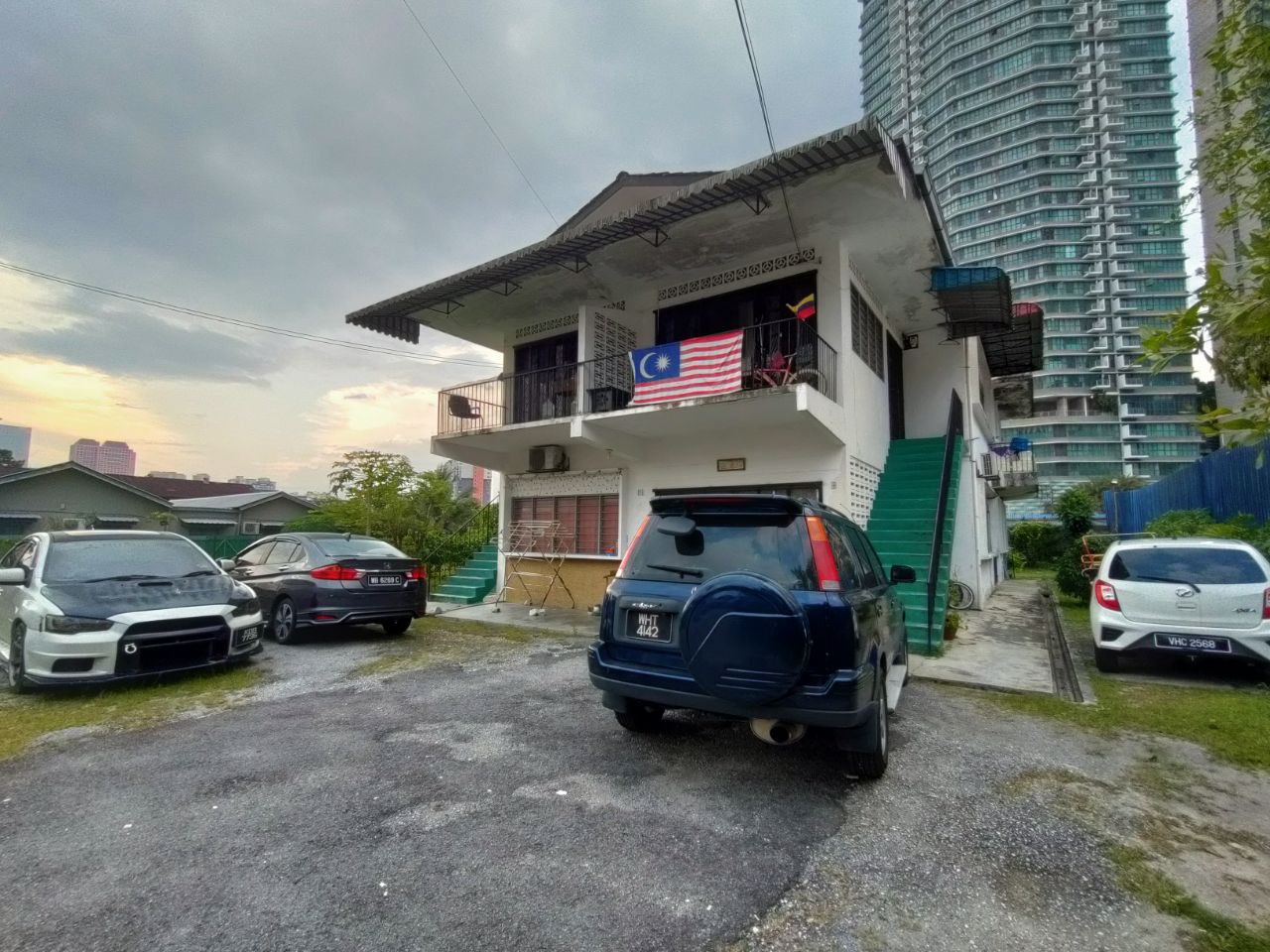 Image 4