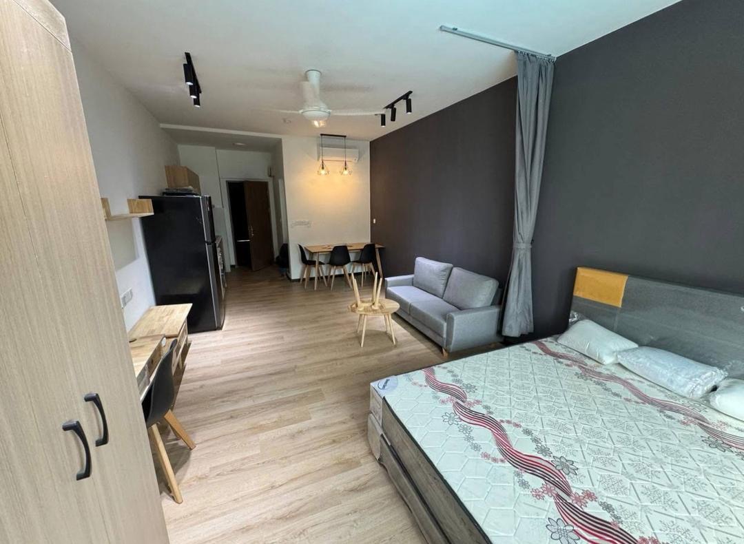 V21 Residence KKIP Studio For Rent RM1,000