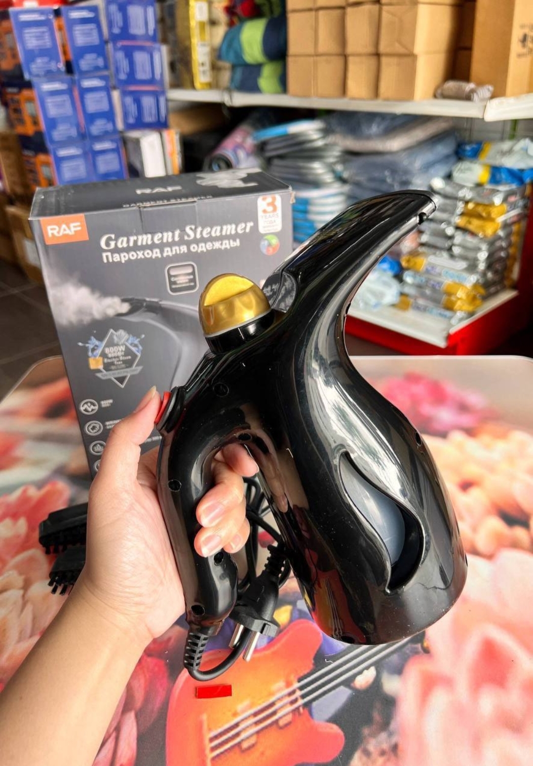 Raf garment steamer 800w